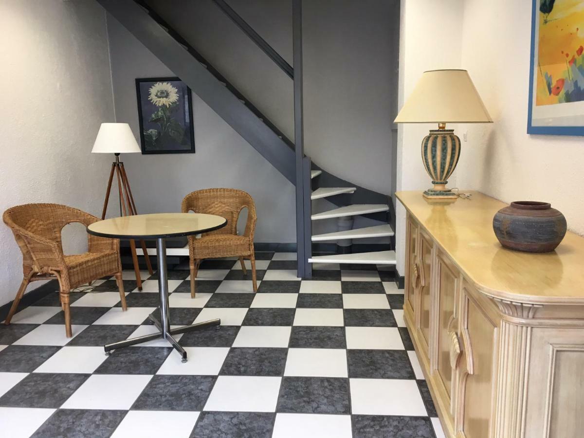 Le Clemenceau Apartment Peronne  Ngoại thất bức ảnh